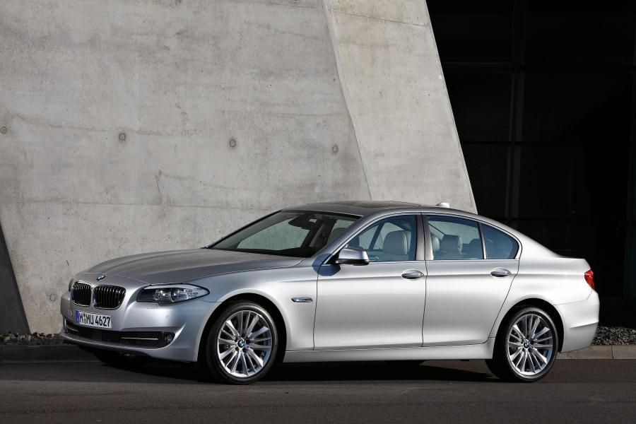  BMW 5-Series 2010 года  (фото 85 из 117)